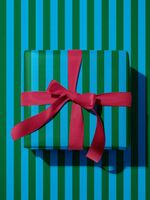 Бумага упаковочная "Полоска голубая" (67х100 см)