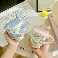 Кружка с крышкой и ложкой "В цветении"