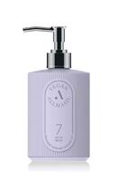Гель для душа "7 Ceramide Perfume Shower Gel White Musk" (300 мл)