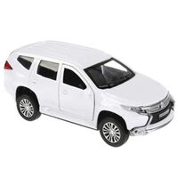 Машинка инерционная "Mitsubishi Pajero Sport" (белый)